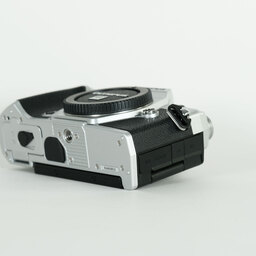 OLYMPUS OM-D E-M5 Mark III