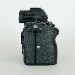 SONY α7 III（ILCE-7M3）