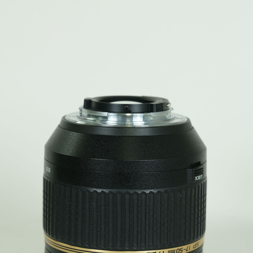 TAMRON SP 17-50mm F2.8 XR DiII VC /Model B005NII (ニコンF用) TAMRON SP 17-50mm F2.8 XR DiII VC /Model B005NII (ニコンF用)
