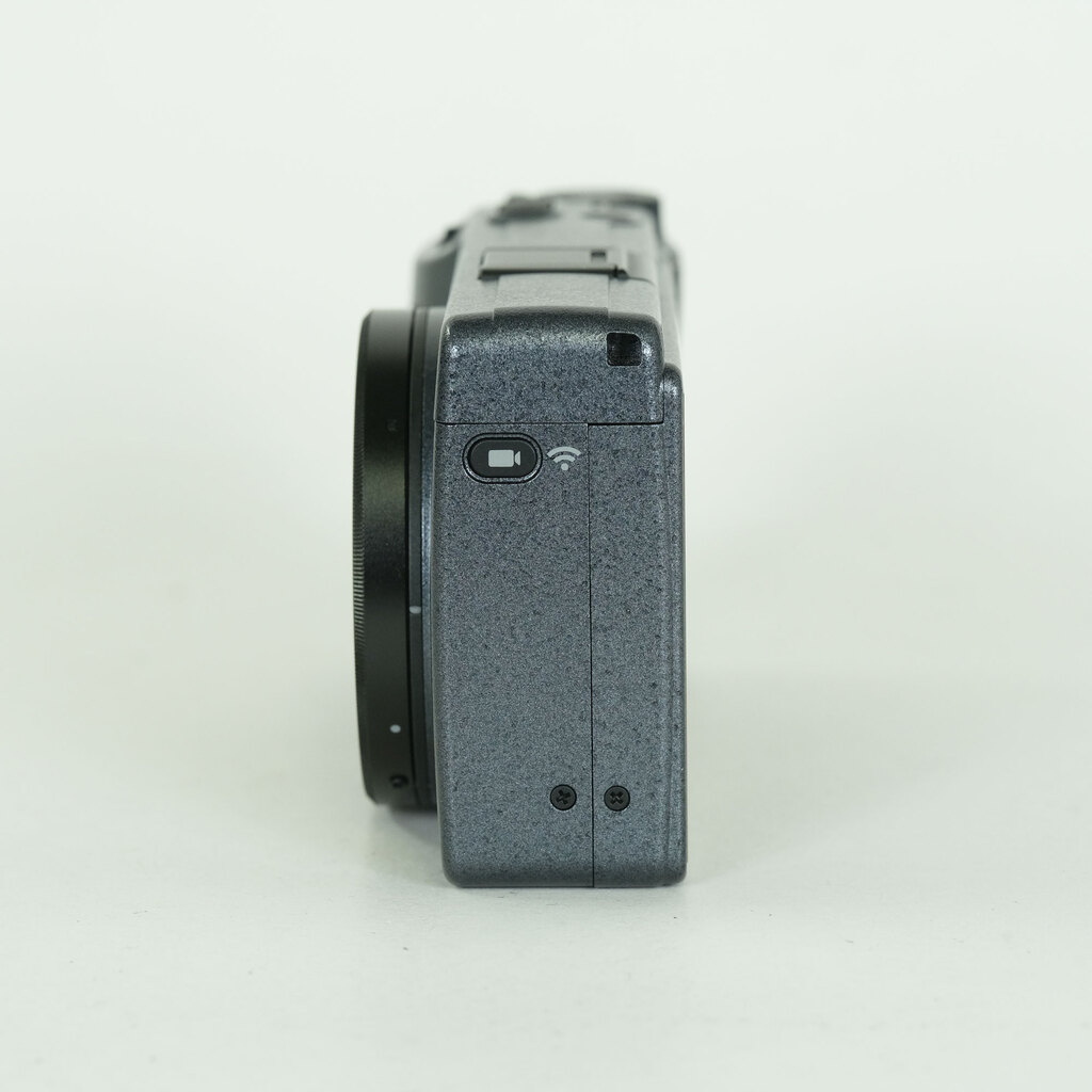 RICOH GR IIIx Urban Edition