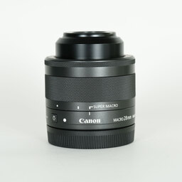 Canon EF-M28mm F3.5 マクロ IS STM