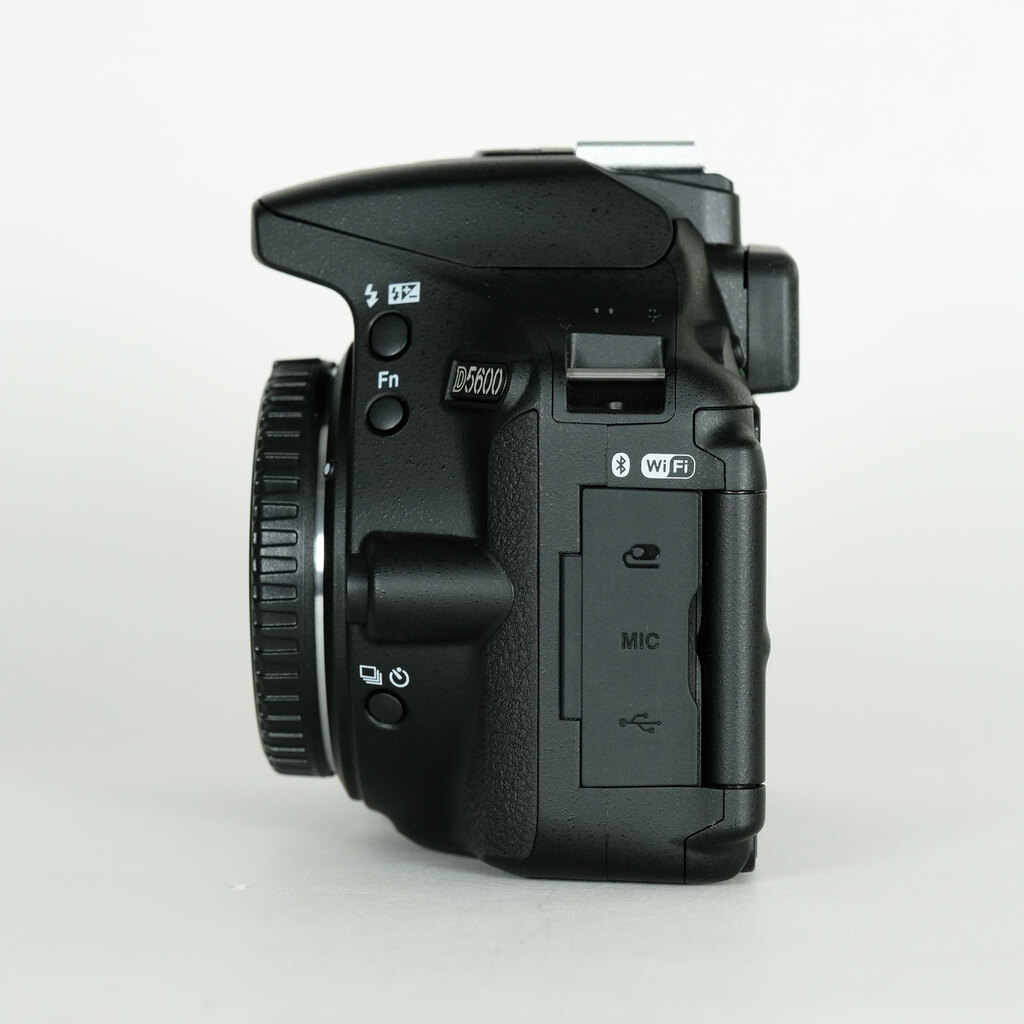 Nikon D5600