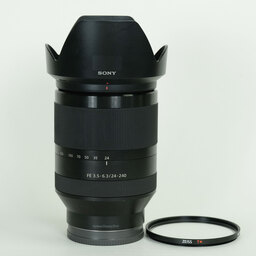SONY FE 24-240mm F3.5-6.3 OSS SEL24240