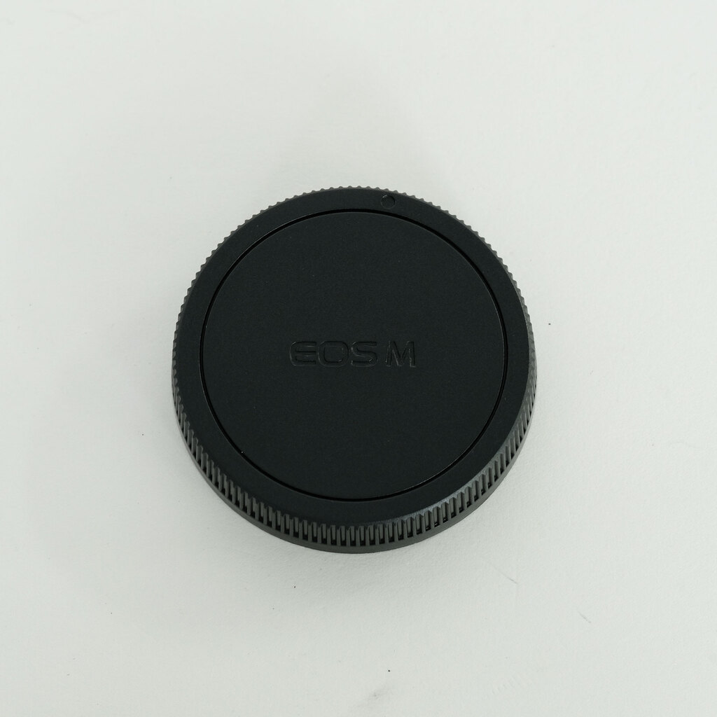 Canon EF-M22mm F2 STM