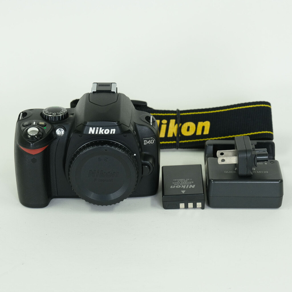 Nikon D40 ブラックボディ
