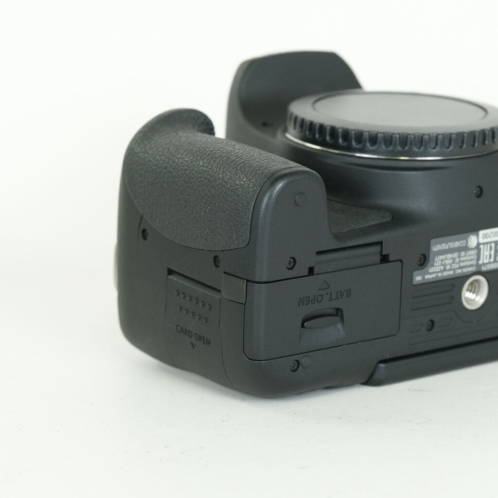 Canon EOS Kiss X8i