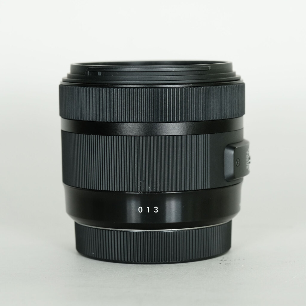 SIGMA 30mm F1.4 DC HSM | Art [キヤノン用]