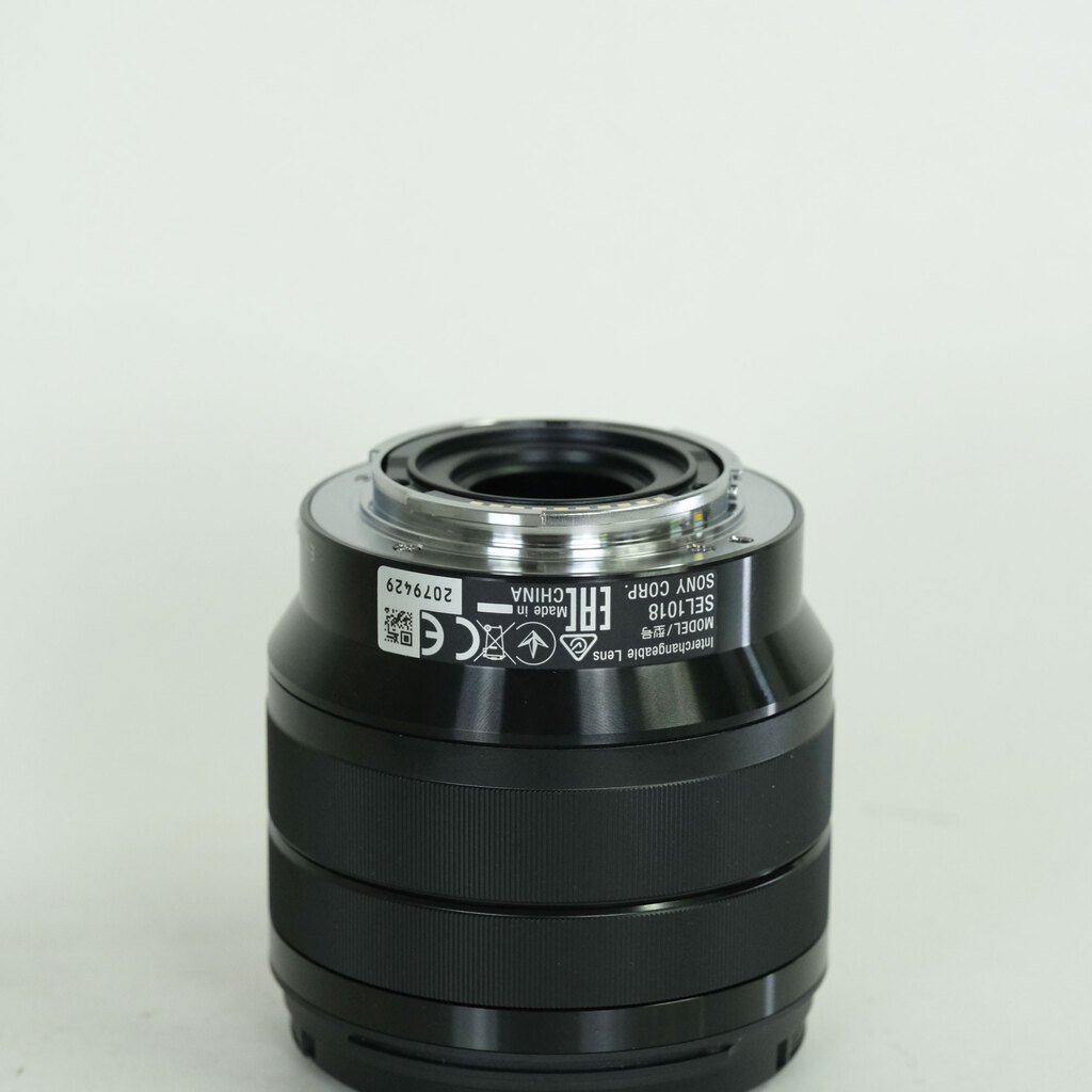 SONY E 10-18mm F4 OSS SEL1018