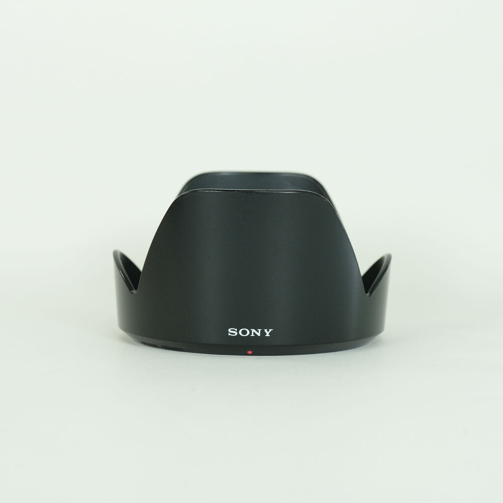 SONY E18-200mm F3.5-6.3 OSS SEL18200