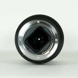 SONY FE 90mm F2.8 Macro G OSS SEL90M28G