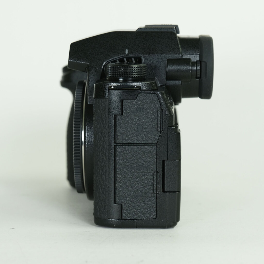 Panasonic LUMIX S5IIX ボディ DC-S5M2X ブラック