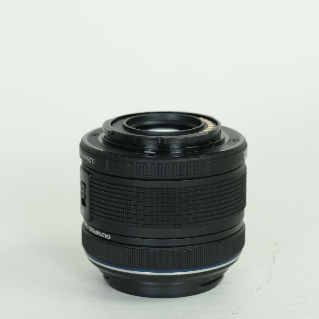 OLYMPUS M.ZUIKO DIGITAL 14-42mm F3.5-5.6IIR ブラック OLYMPUS M.ZUIKO DIGITAL 14-42mm F3.5-5.6IIR ブラック