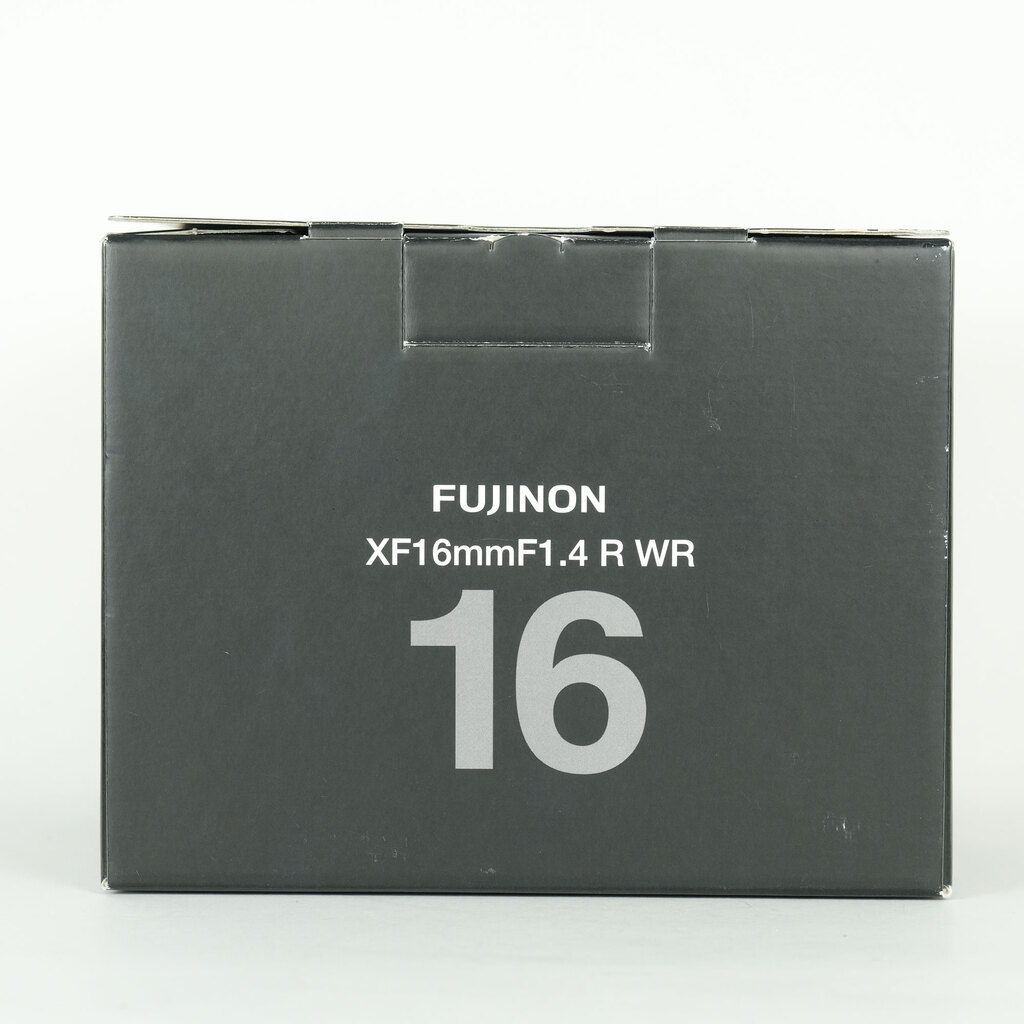 FUJIFILM XF16mmF1.4 R WRの出品 | ONE SCENE（ワンシーン）