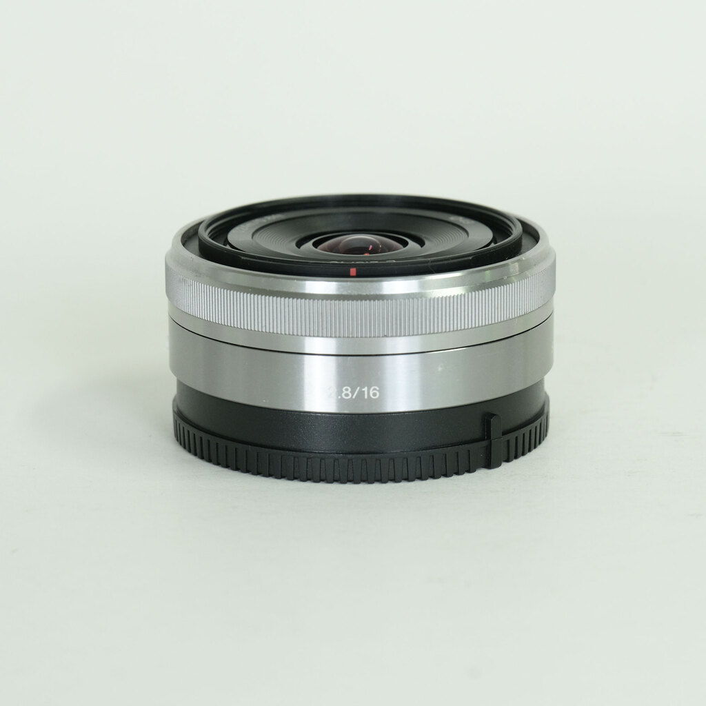 SONY E 16mm F2.8 SEL16F28