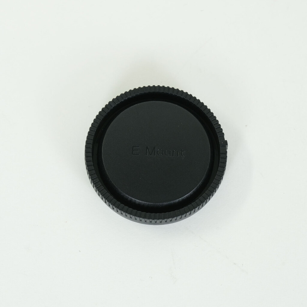 SONY E 35mm F1.8 OSS SEL35F18