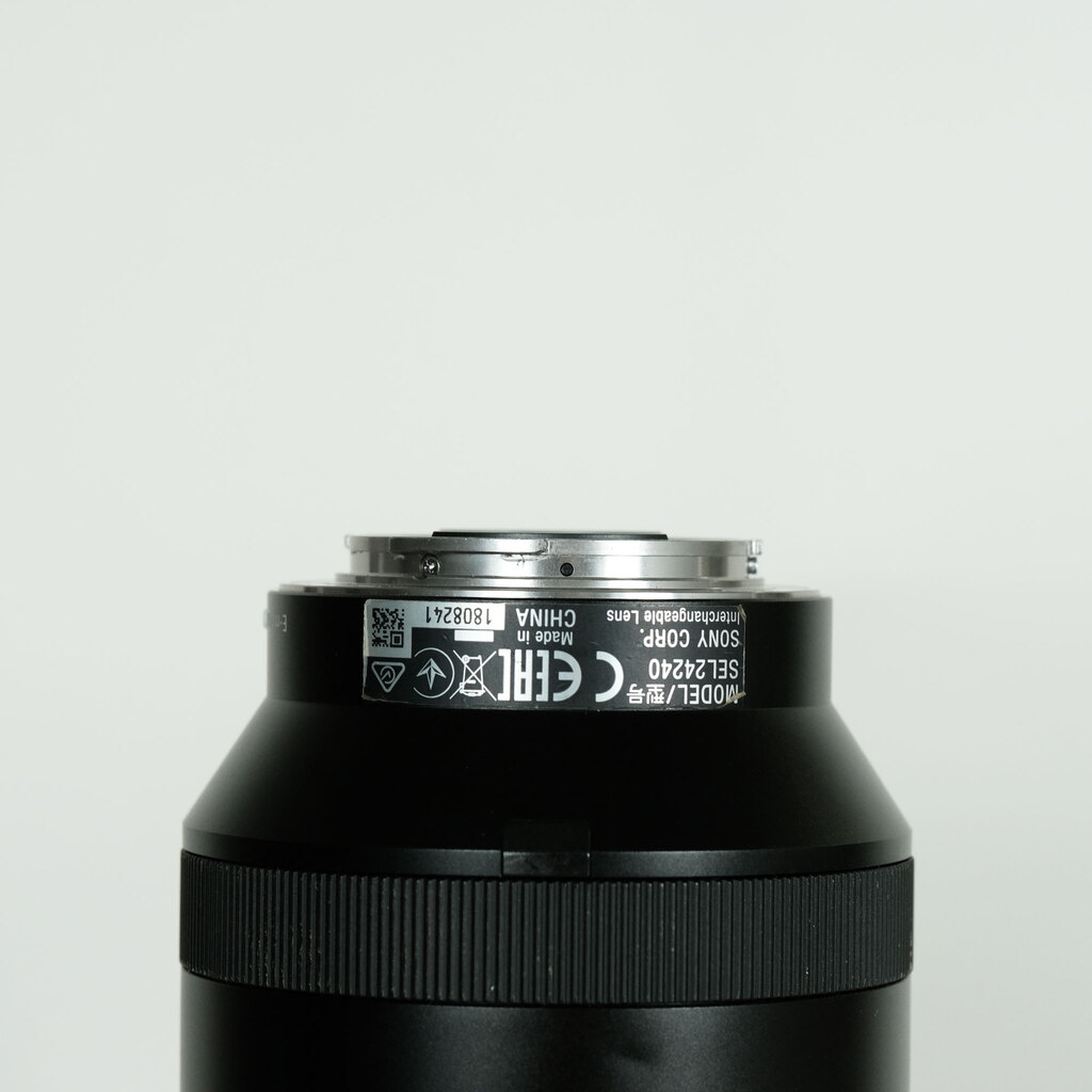 SONY FE 24-240mm F3.5-6.3 OSS SEL24240