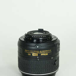 Nikon AF-S DX NIKKOR 18-55mm f3.5-5.6G VR II