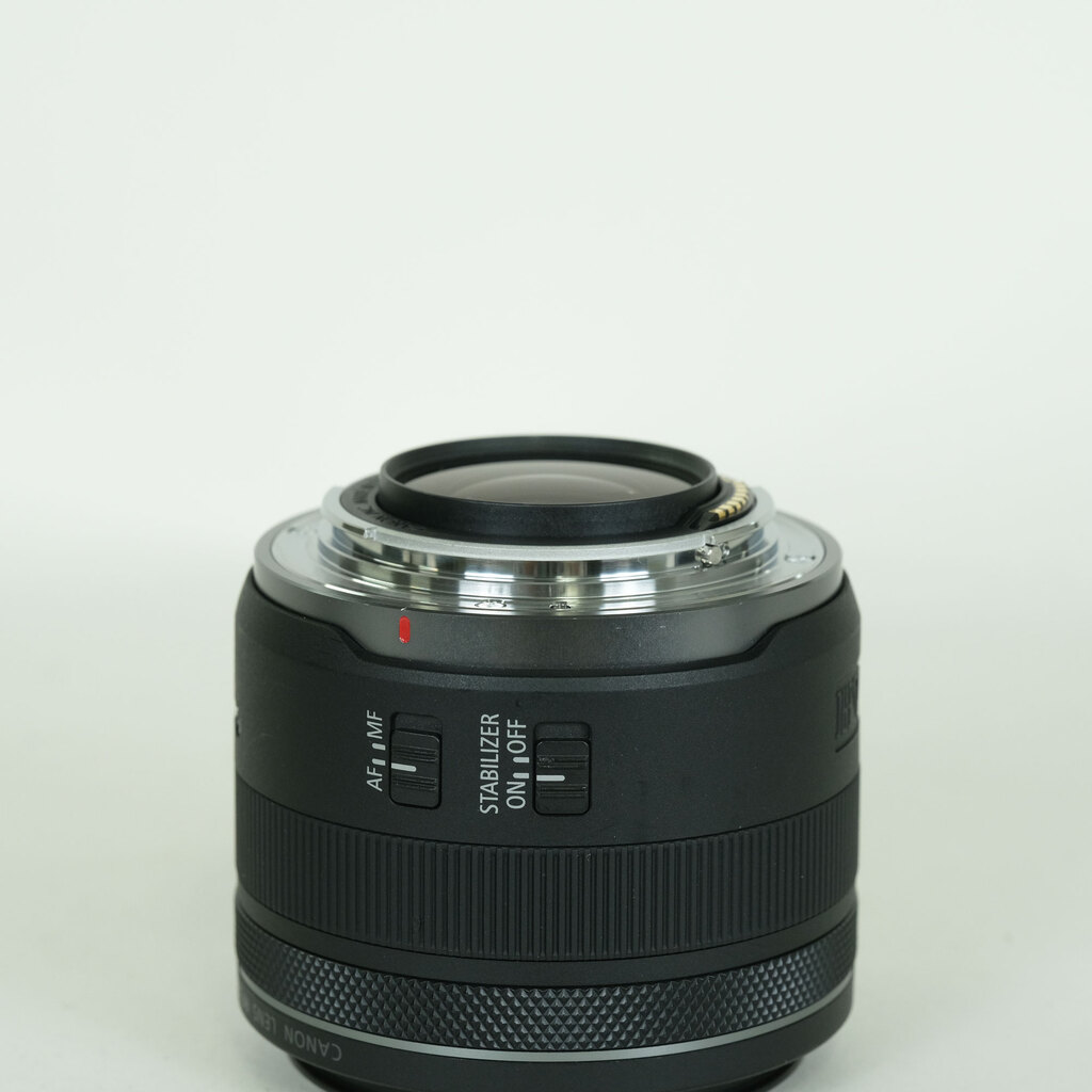 Canon RF35mm F1.8 MACRO IS STM