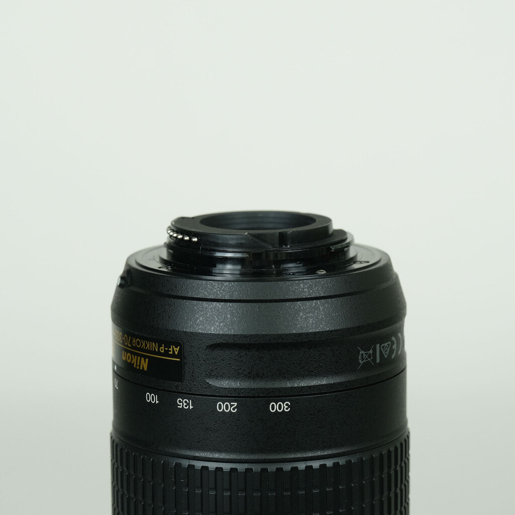 Nikon AF-P DX NIKKOR 70-300mm f/4.5-6.3G ED VR Nikon AF-P DX NIKKOR 70-300mm f/4.5-6.3G ED VR