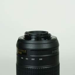 Nikon AF-P DX NIKKOR 70-300mm f/4.5-6.3G ED VR Nikon AF-P DX NIKKOR 70-300mm f/4.5-6.3G ED VR