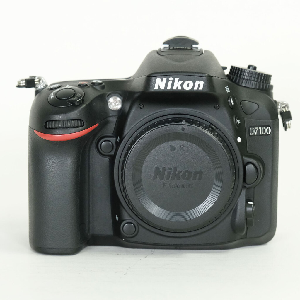 Nikon D7100