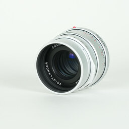 コシナ フォクトレンダー COLOR-SKOPAR 50mm F2.2 VM シルバー コシナ フォクトレンダー COLOR-SKOPAR 50mm F2.2 VM シルバー