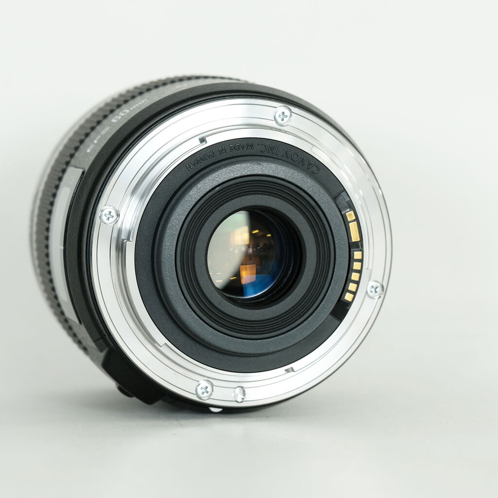 Canon EF-S60mm F2.8 マクロ USM Canon EF-S60mm F2.8 マクロ USM