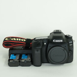 Canon EOS 80D