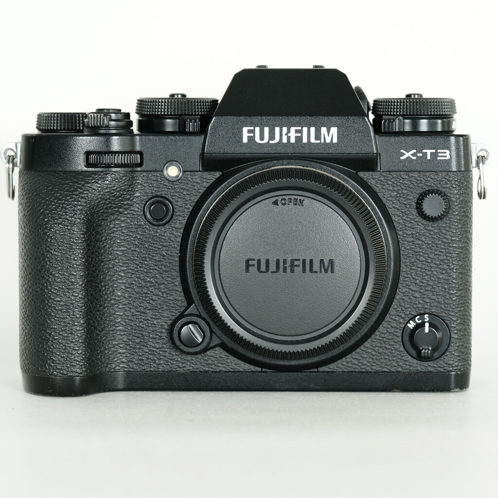 FUJIFILM X-T3