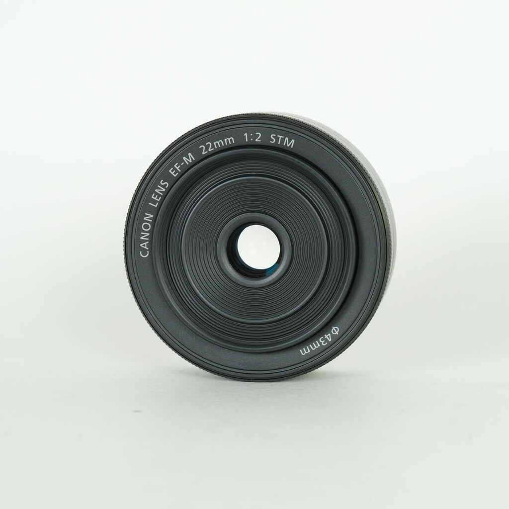 Canon EF-M22mm F2 STM