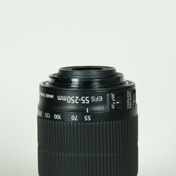 Canon EF-S55-250mm F4-5.6 IS STM