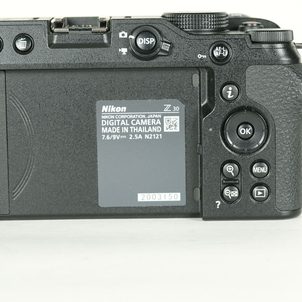 Nikon Z30の出品 | ONE SCENE（ワンシーン）