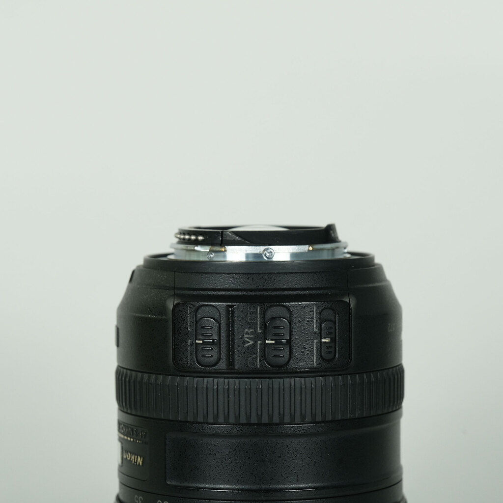 Nikon AF-S DX VR Zoom-Nikkor 18-200mm F3.5-5.6G IF-EDの出品 | ONE