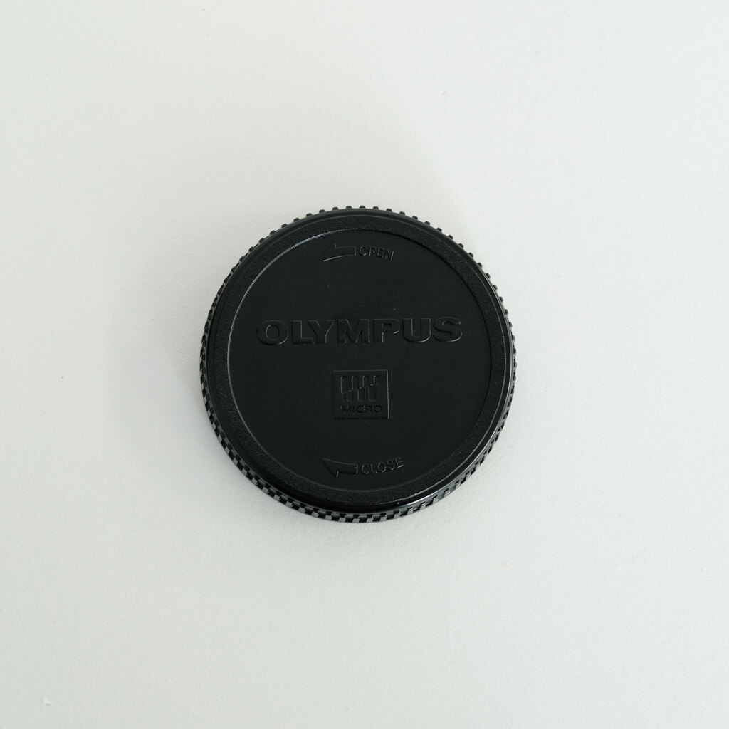 OLYMPUS M.ZUIKO DIGITAL ED 100-400mm F5.0-6.3 IS OLYMPUS M.ZUIKO DIGITAL ED 100-400mm F5.0-6.3 IS