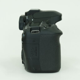Canon EOS 80D Canon EOS 80D