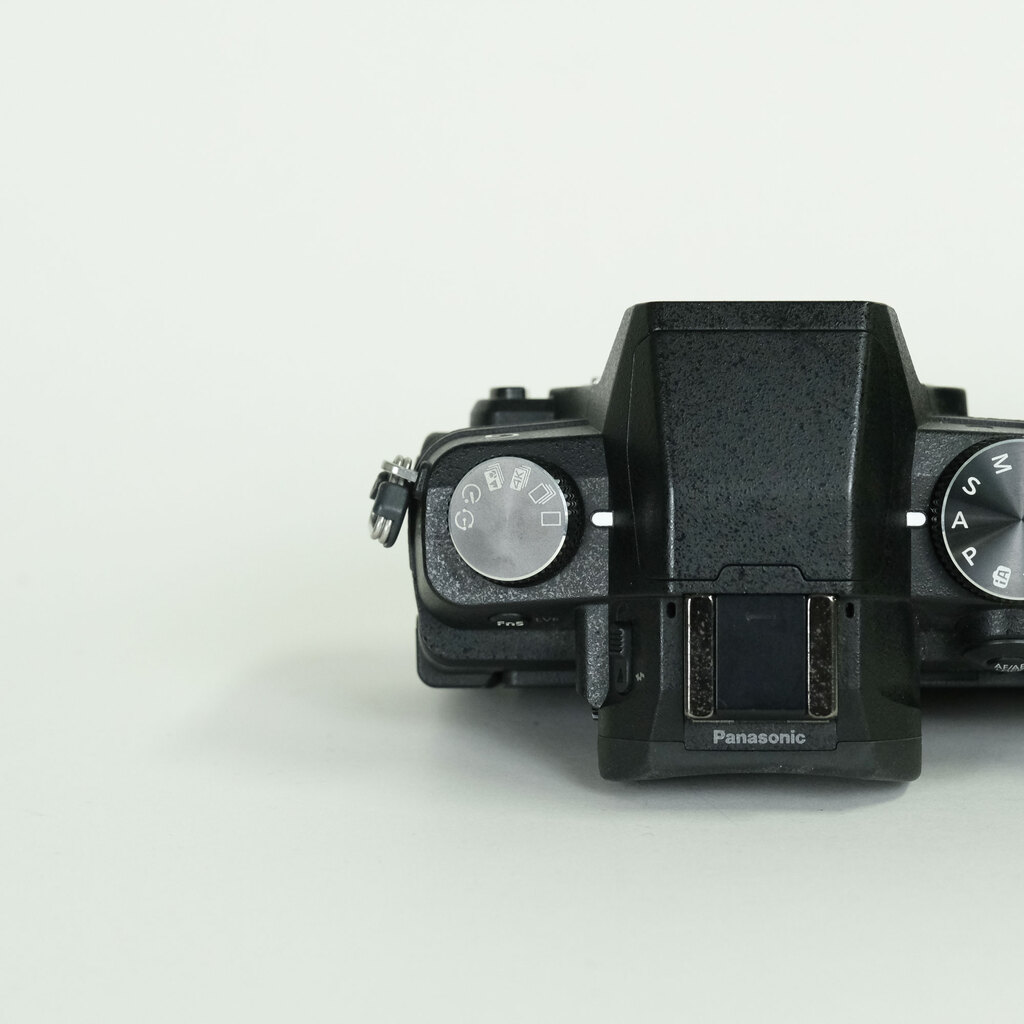 Panasonic LUMIX DMC-G8