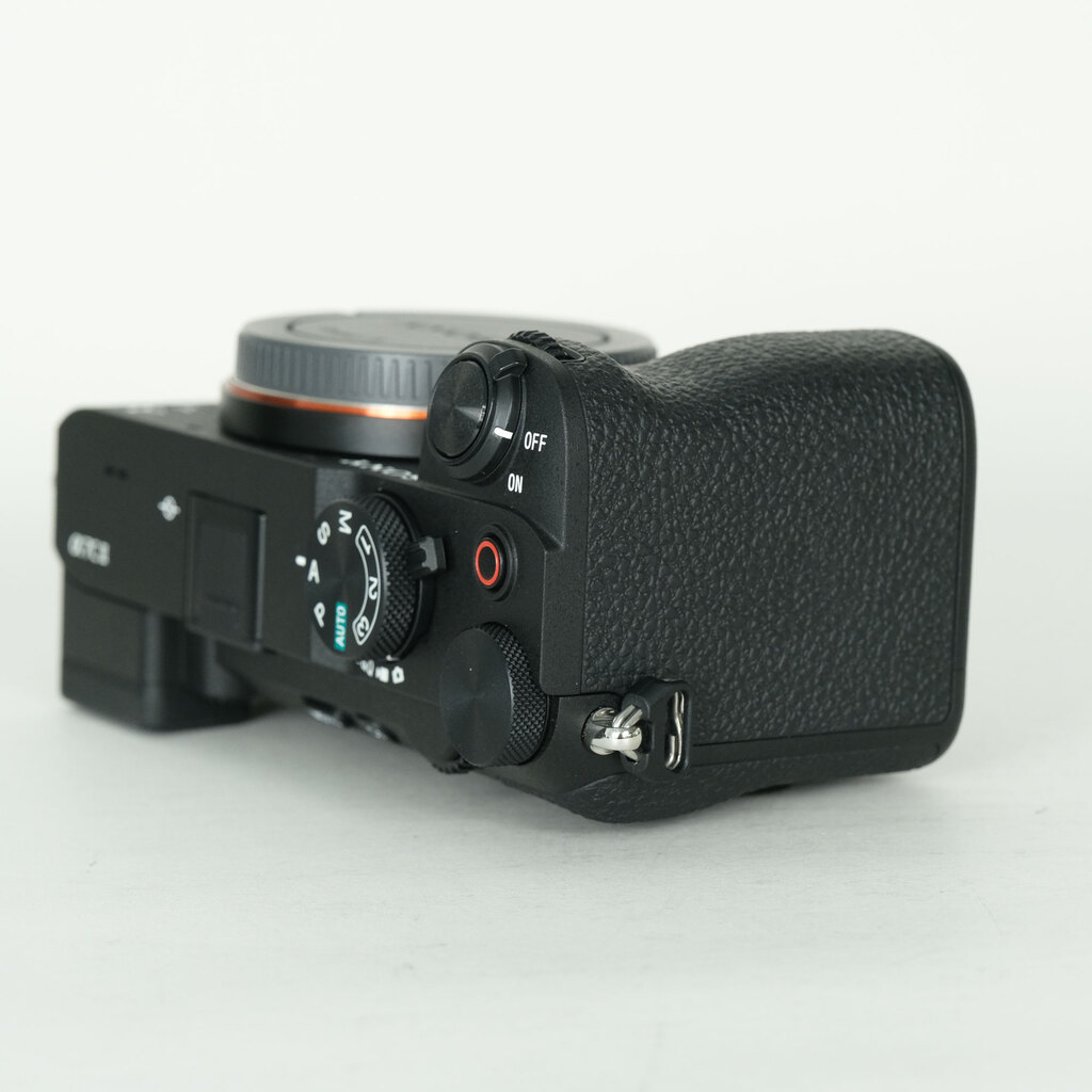 SONY α7C II(ILCE-7CM2) SONY α7C II(ILCE-7CM2)