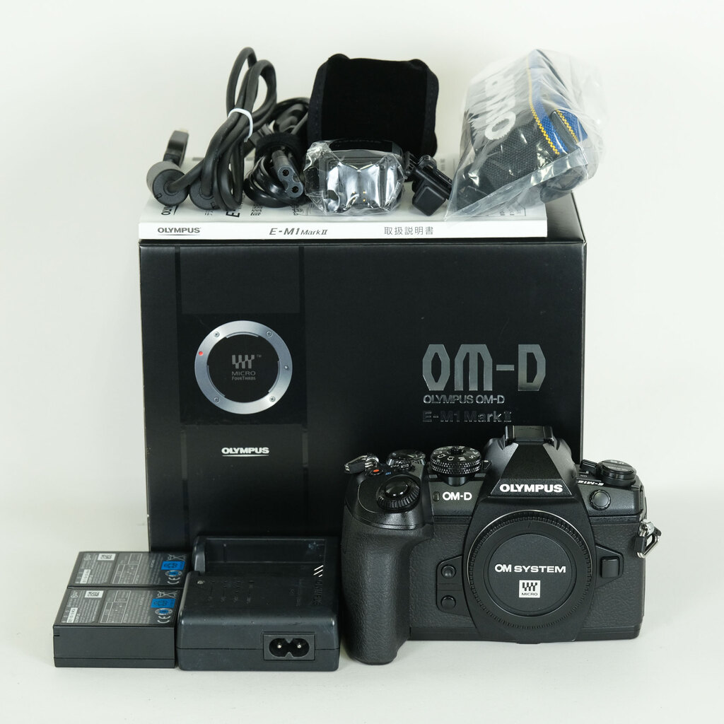 OLYMPUS OM-D E-M1 Mark II