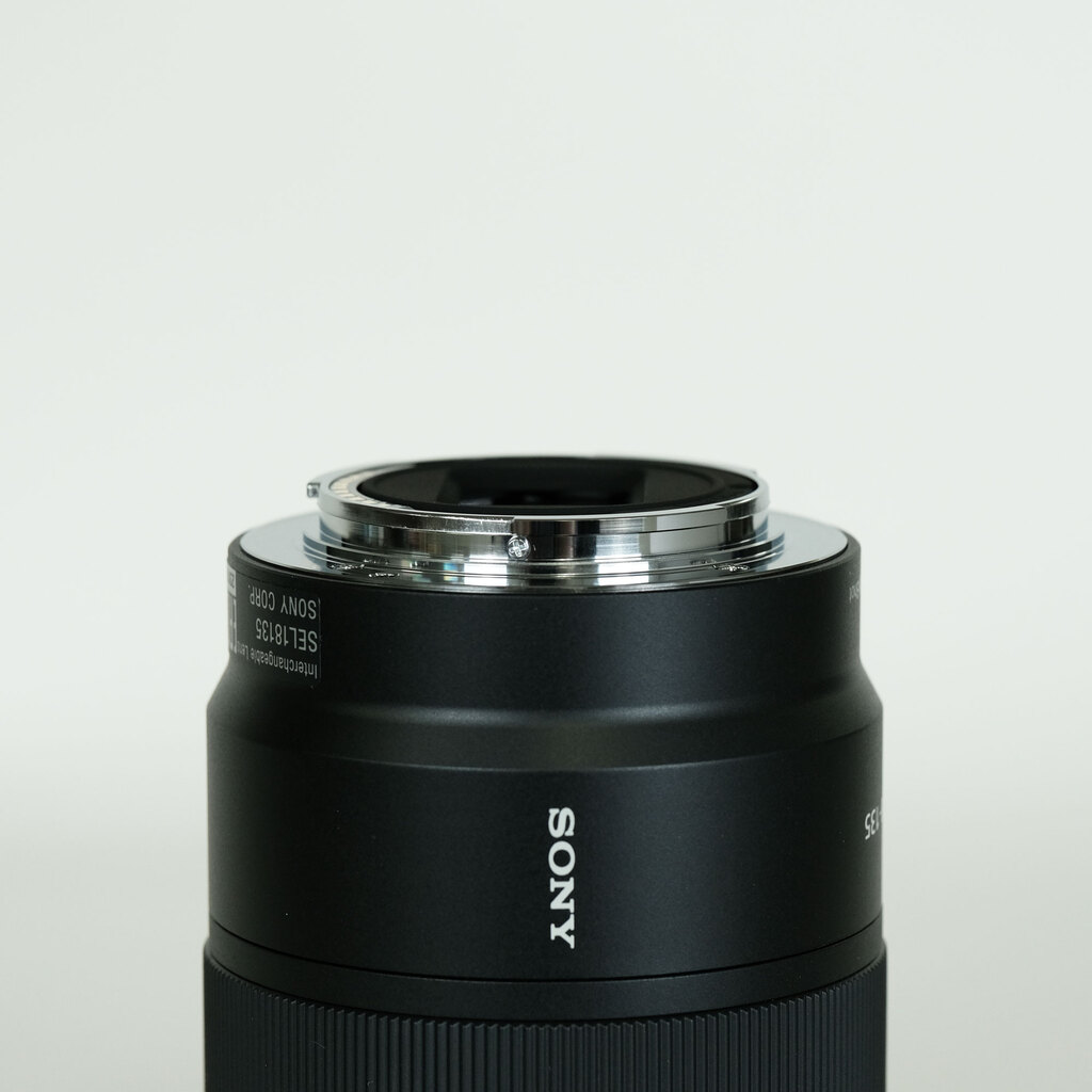 SONY E 18-135mm F3.5-5.6 OSS SEL18135