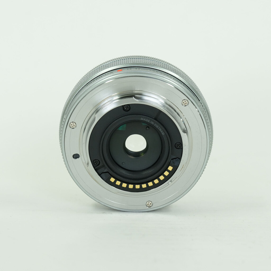 OLYMPUS M.ZUIKO DIGITAL ED 14-42mm F3.5-5.6 EZ シルバー