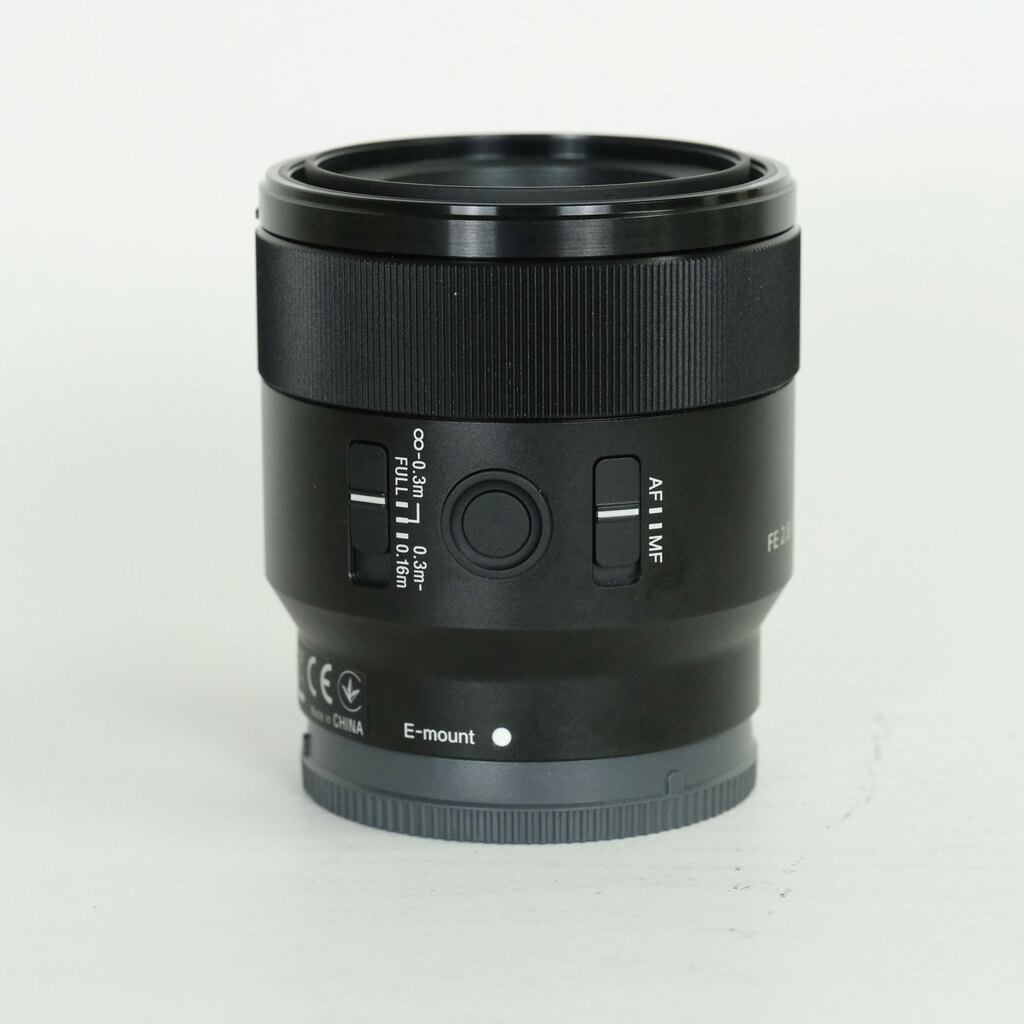 SONY FE 50mm F2.8 Macro SEL50M28