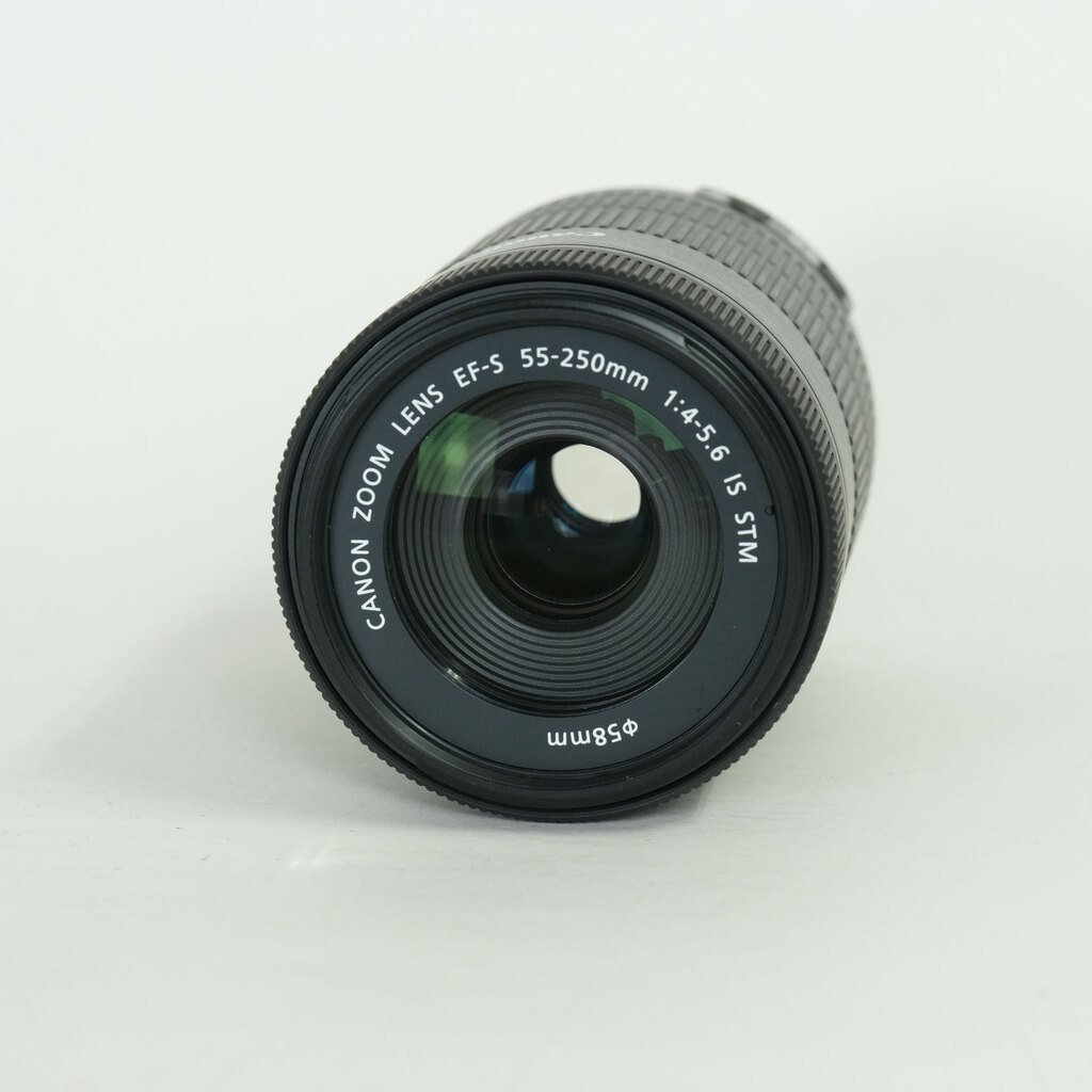 Canon EF-S55-250mm F4-5.6 IS STM