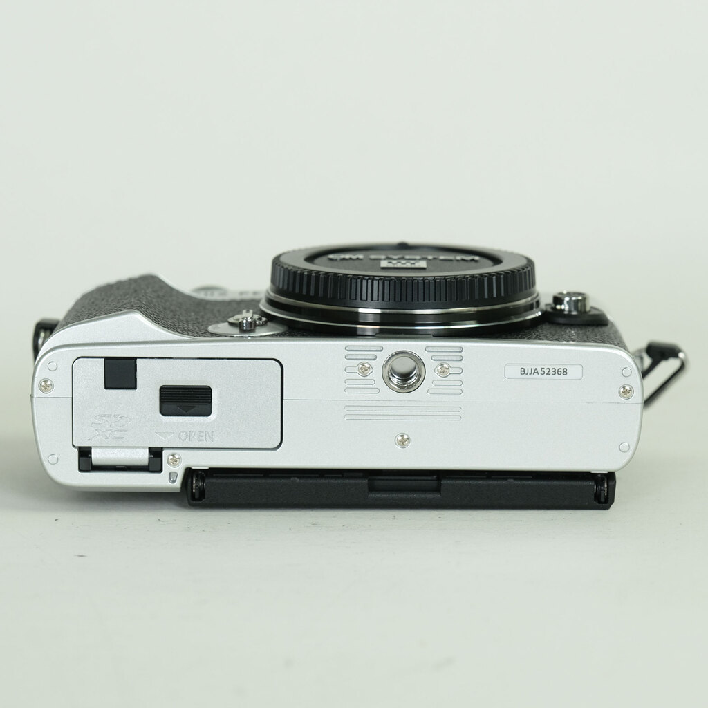 OLYMPUS PEN E-P7
