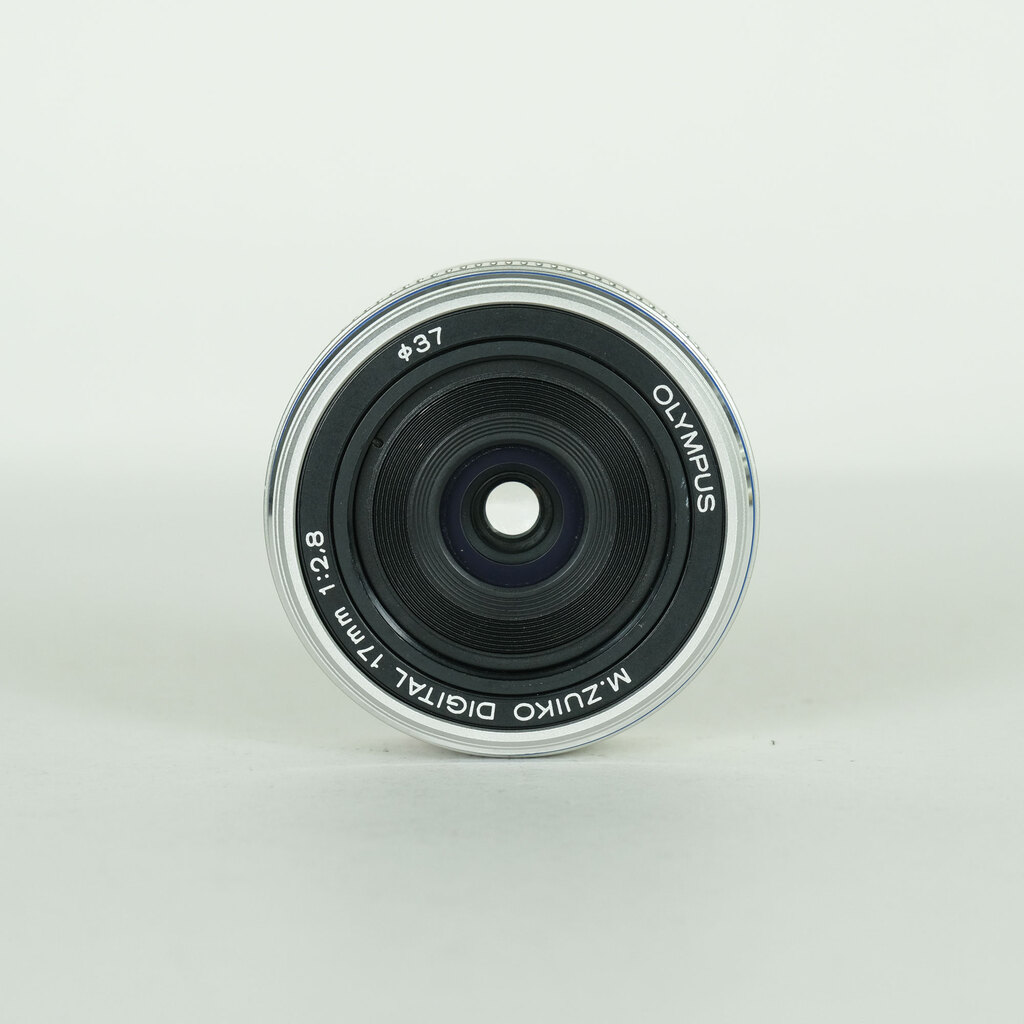 OLYMPUS M.ZUIKO DIGITAL 17mm F2.8 シルバーの出品 | ONE SCENE（ワン