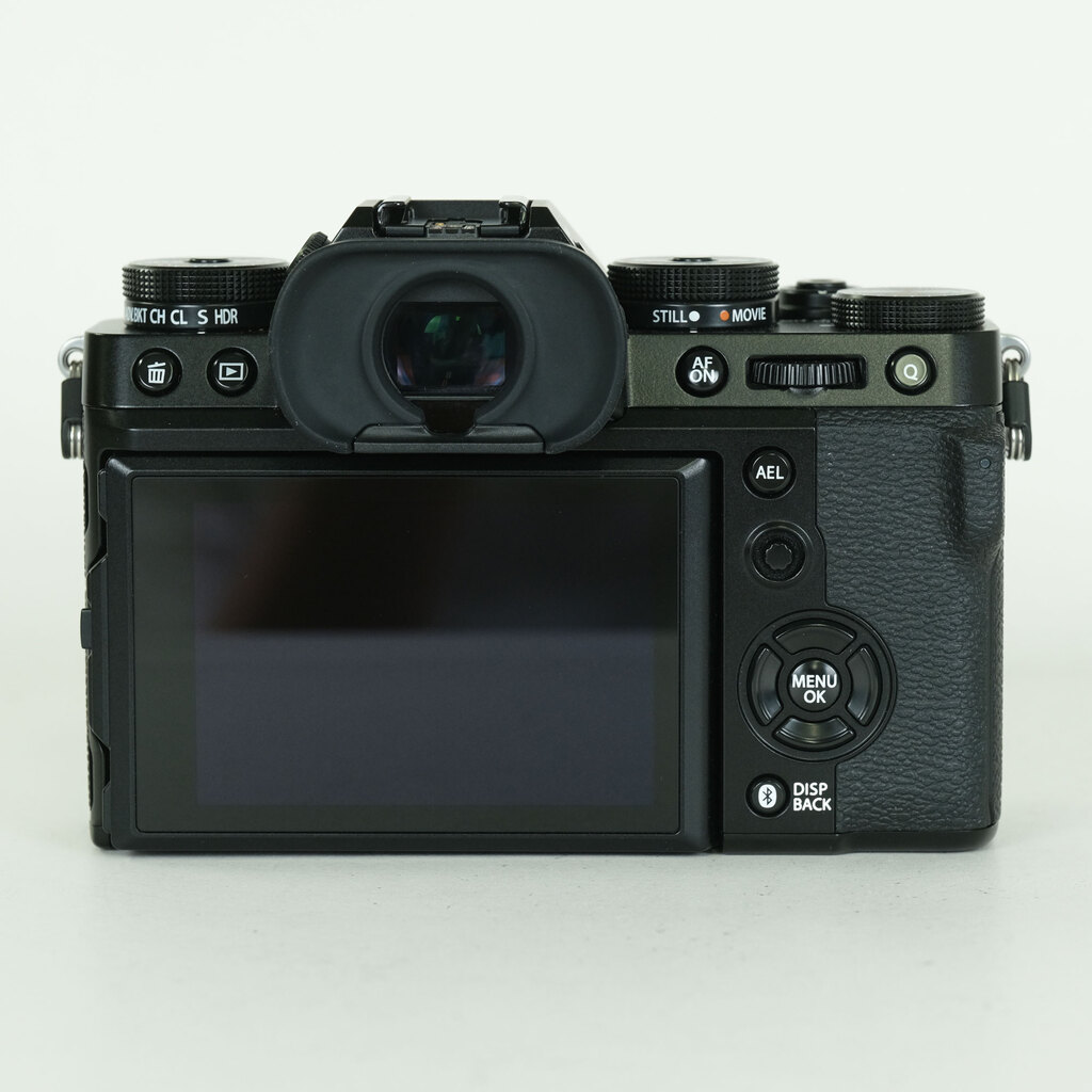 FUJIFILM X-T5