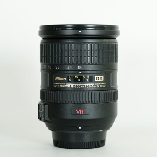 Nikon AF-S DX VR Zoom-Nikkor 18-200mm F3.5-5.6G IF-ED