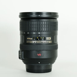 Nikon AF-S DX VR Zoom-Nikkor 18-200mm F3.5-5.6G IF-ED