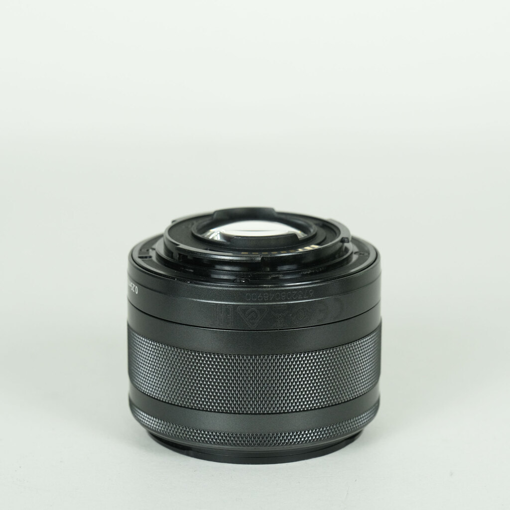 Canon EF-M15-45mm F3.5-6.3 IS STM Canon EF-M15-45mm F3.5-6.3 IS STM