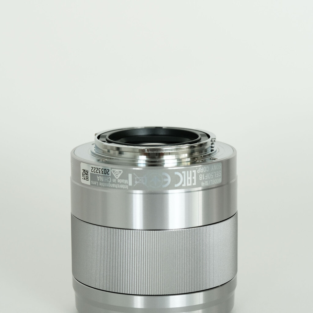 SONY E 50mm F1.8 OSS SEL50F18 SONY E 50mm F1.8 OSS SEL50F18