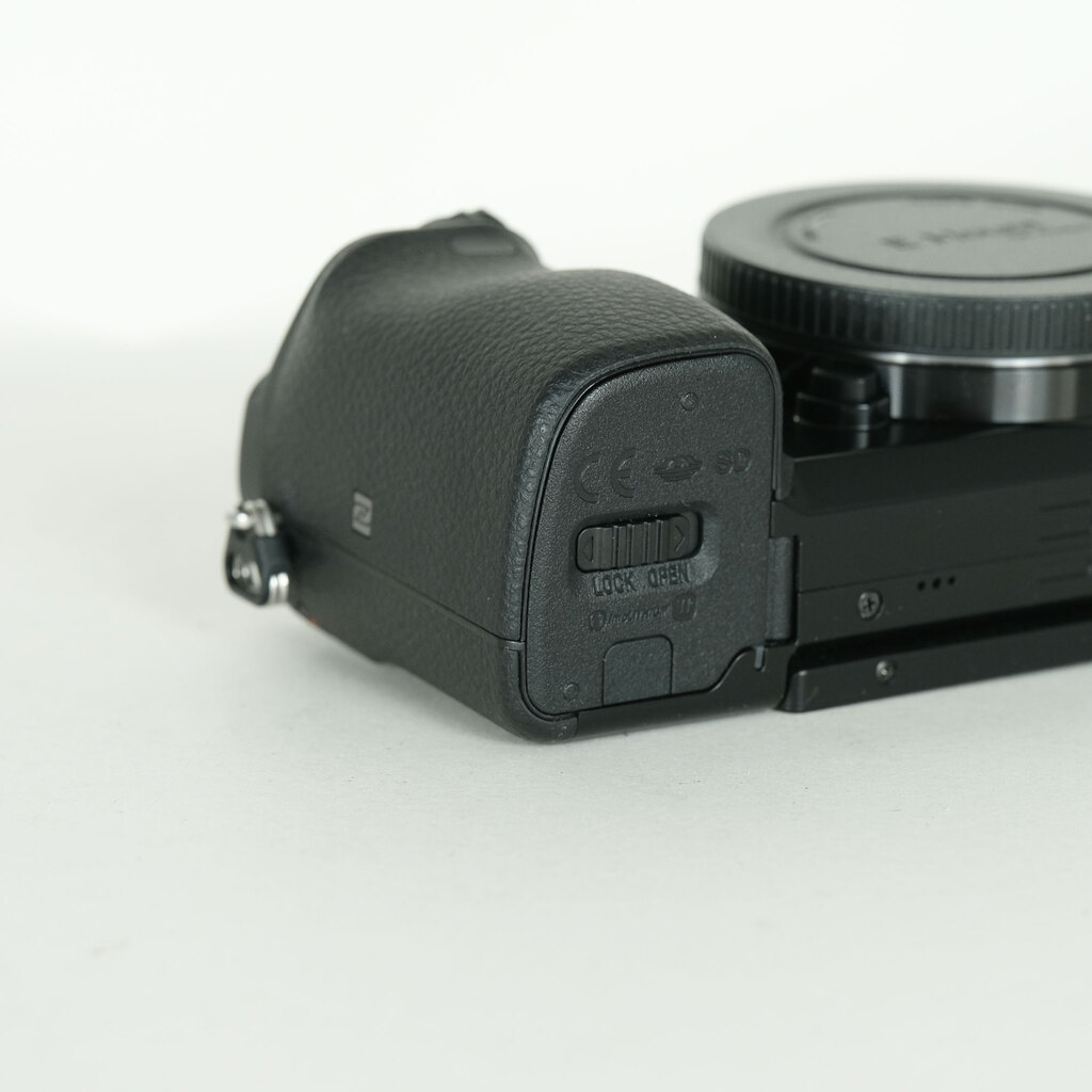 SONY α6000（ILCE-6000）